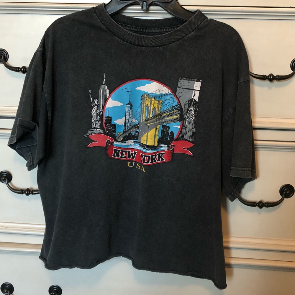 new york usa brandy melville shirt
